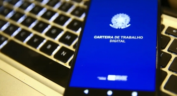 Brasil registra mais de 244 mil empregos formais em março